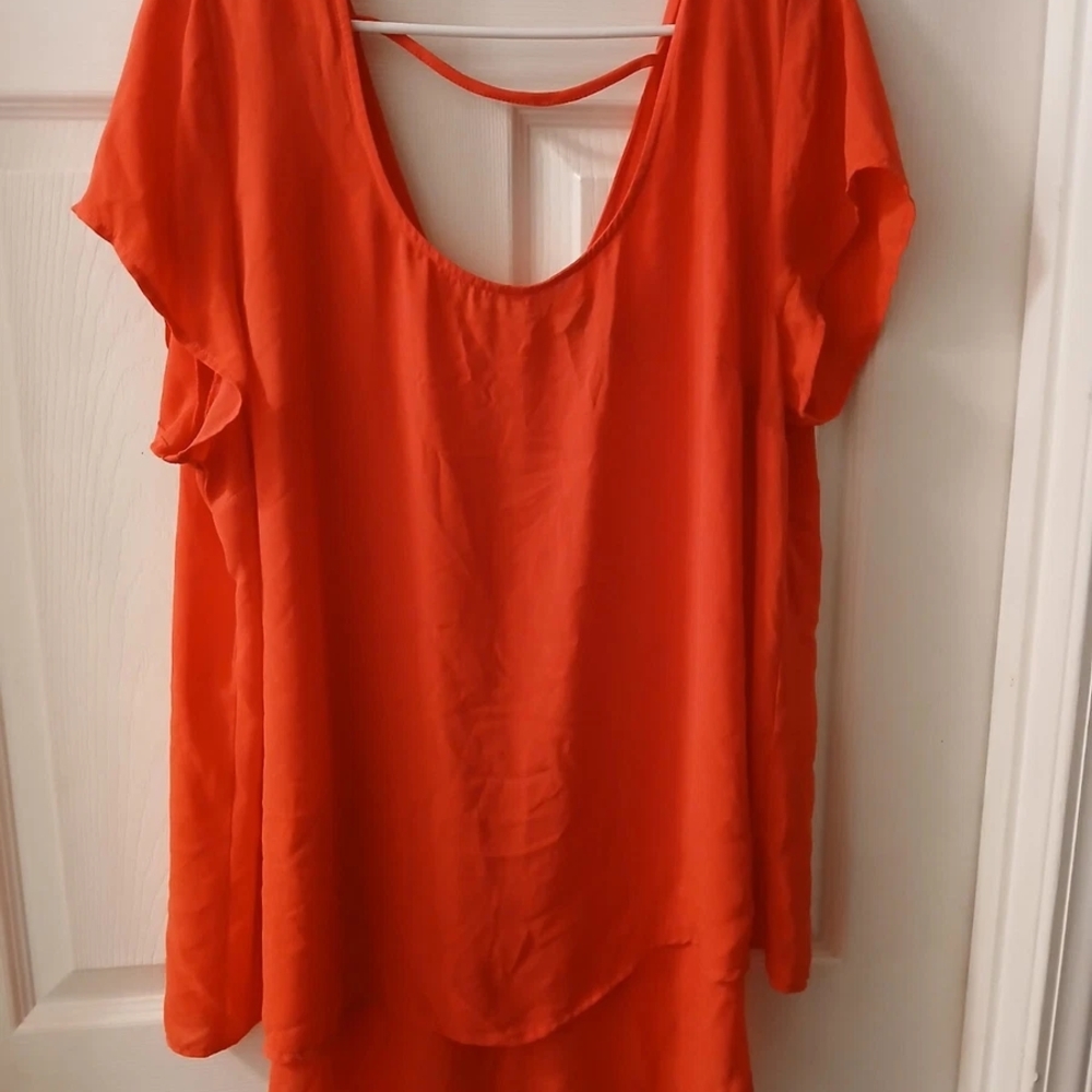 Torrid Silky Loose Fit Deep Coral Blouse Hi-Lo.